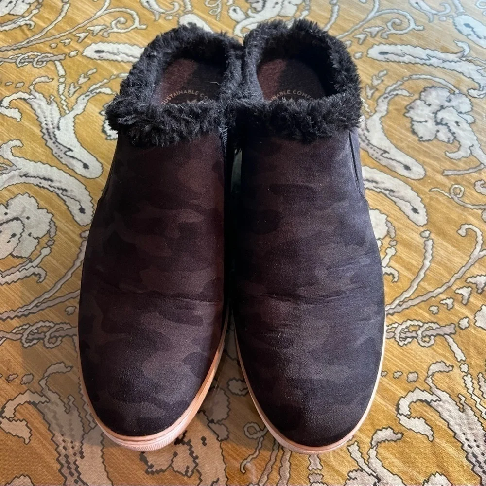 DR. SCHOLL’s “If Only” slip-on Black Camo Sneaker, Size 9 - Picture 2 of 6